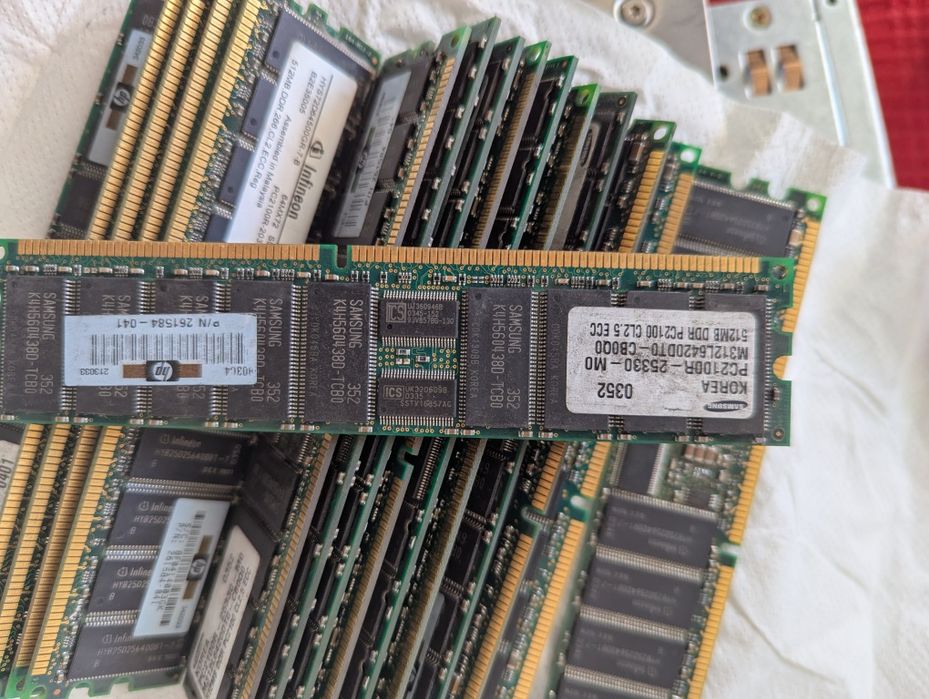 Material Server HP