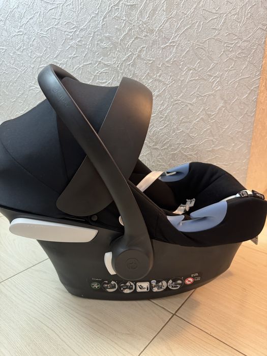 Автокрісло cybex