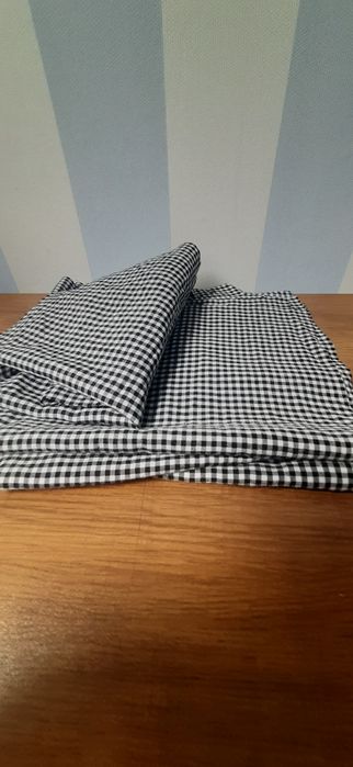 Ścinki  kawałki materiału kratka