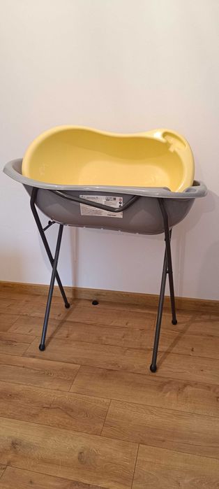 Wanienki wraz ze stelażem