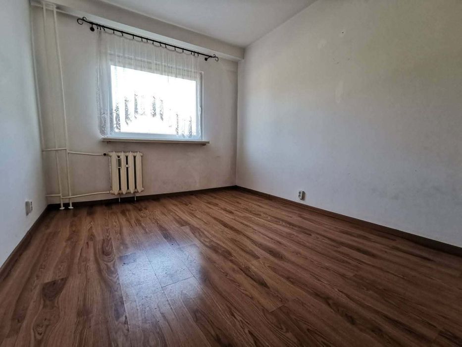mieszkanie 4 pokoje 72m2 centrum Jelcza-Laskowic