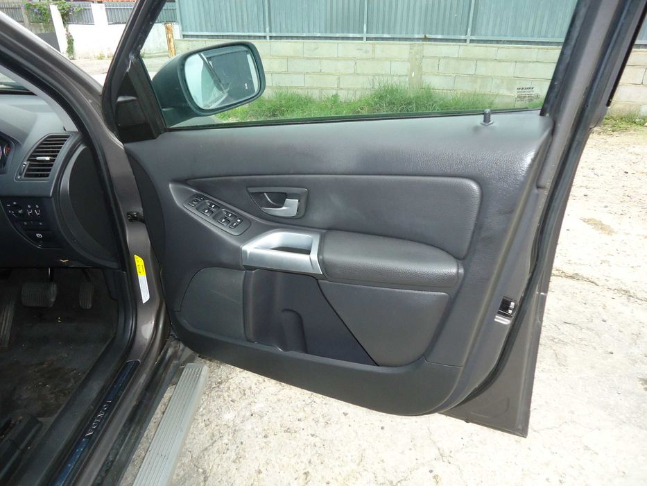 Volvo XC90 2.4 D5 163cv de 2006 só ás peças