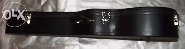 Estojo rígido de guitarra clássica