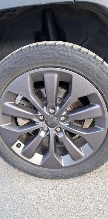 Jeep Cherokee 3.2 Latitude Plus 2020