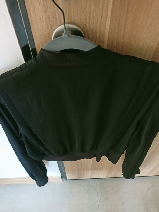 Czarna bąberka H&M . . Nowa