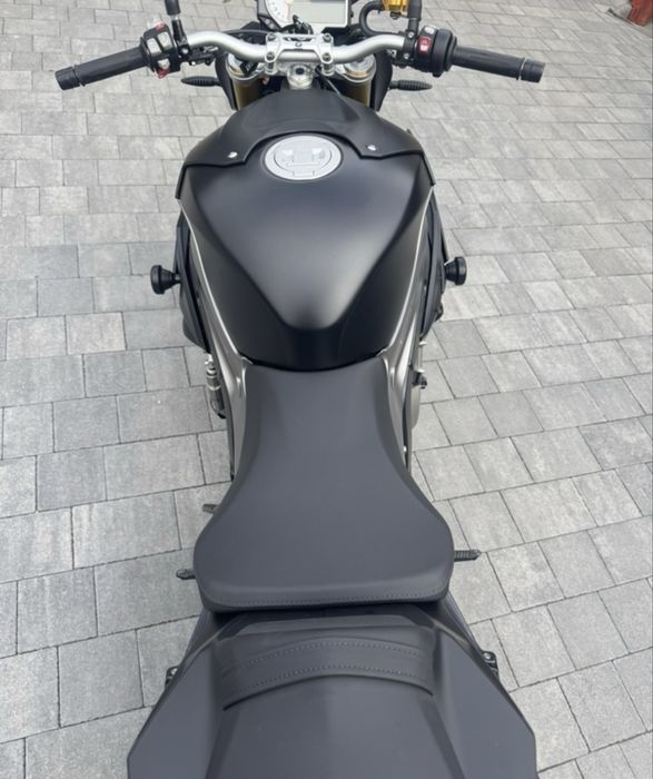 Мотоцикол бмв S1000R