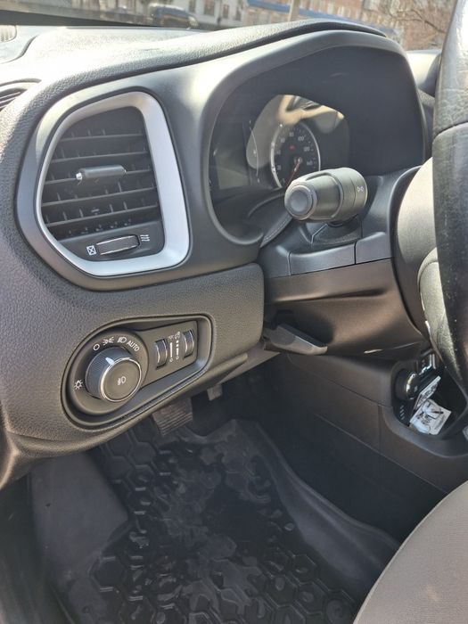 JEEP RENEGADE 2015 рік 2,4 бензин 4×4