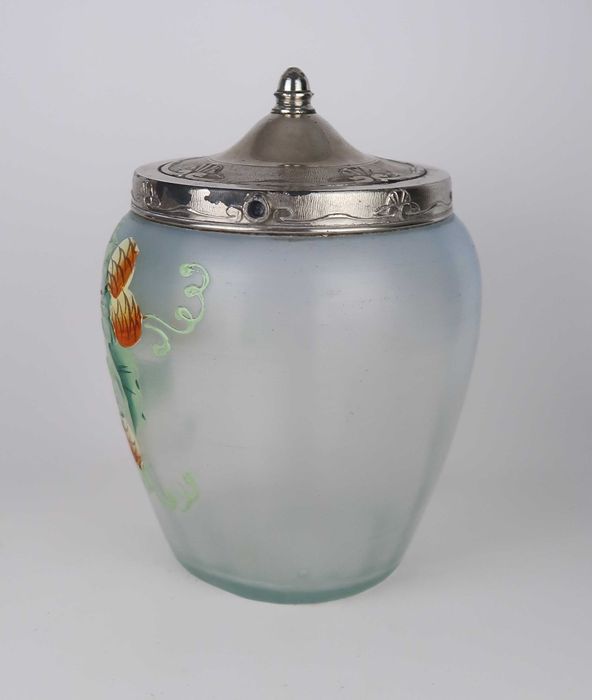 Boleira antiga em vidro baço