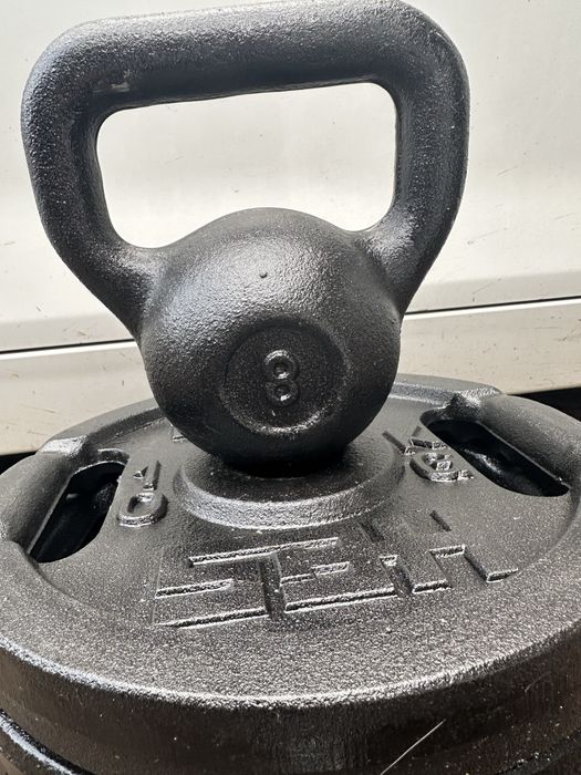 Kettlebell żeliwny 2x8kg StrongFactory producent najtaniej