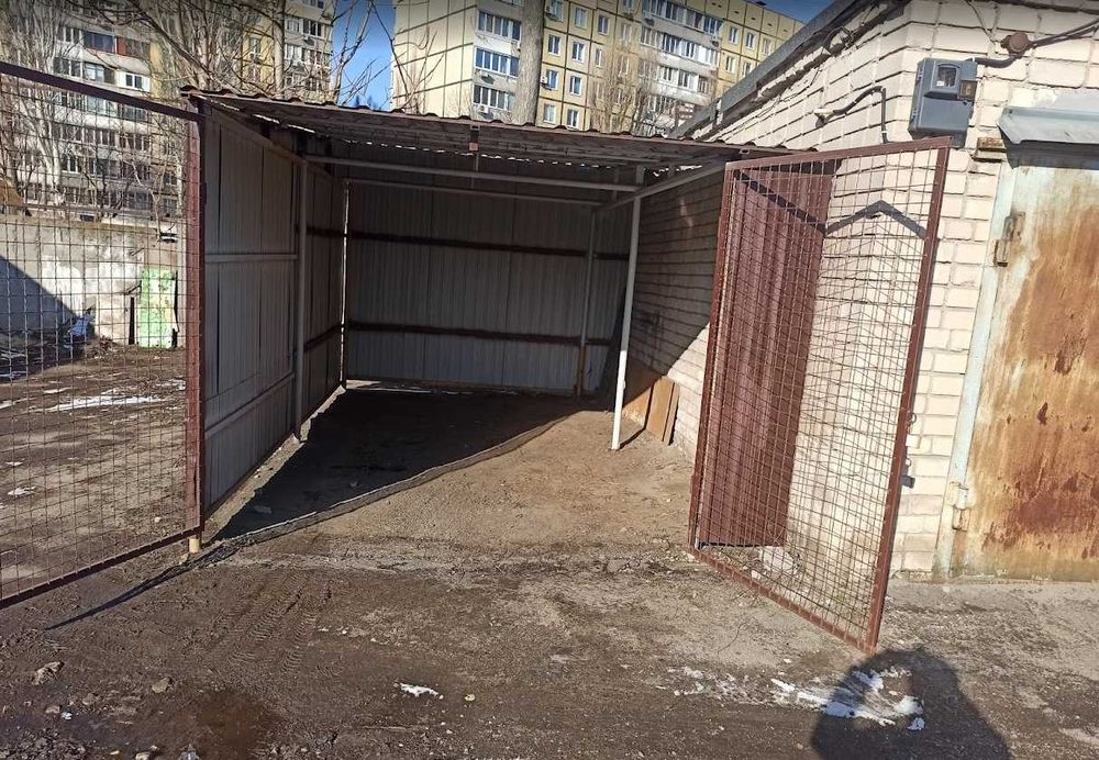 Сдам навес ГК Янтарный