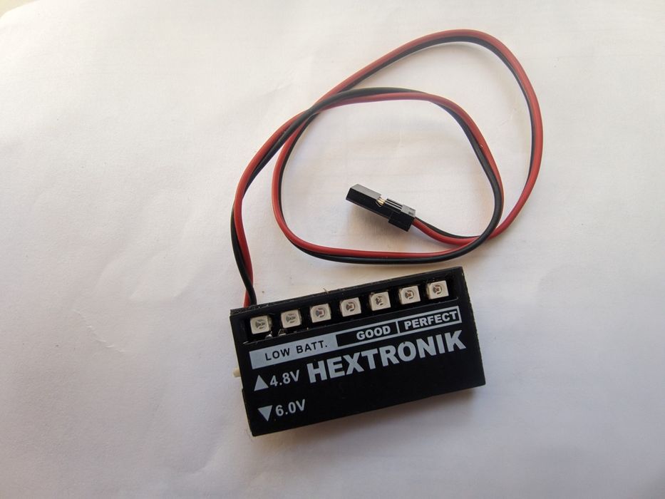 Світлодіодний індикатор HexTronik бортового живлення для акумуляторів