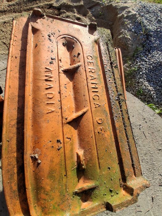 Telhas antigas usados