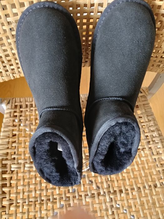 Botas pretas em pele, T38, tipo UGG
