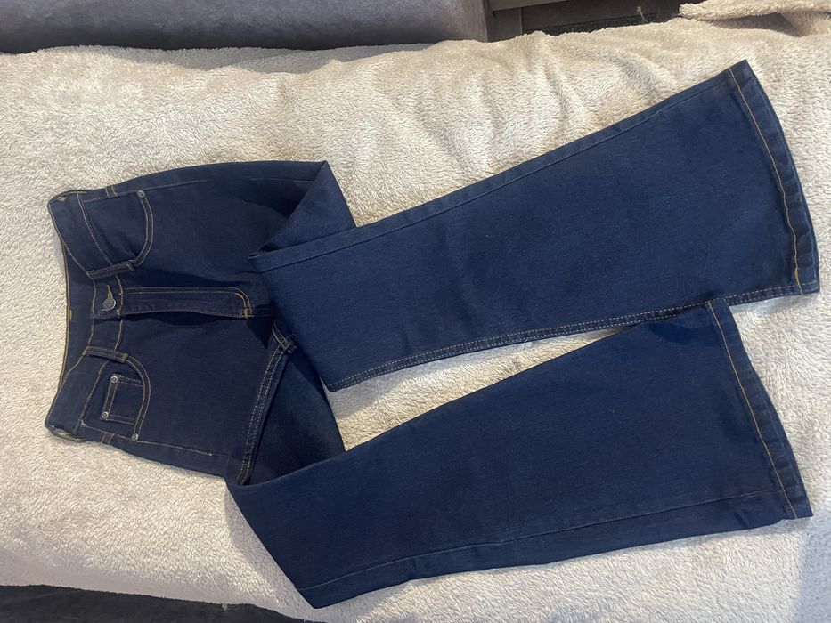Джинси кльош с-м розмір