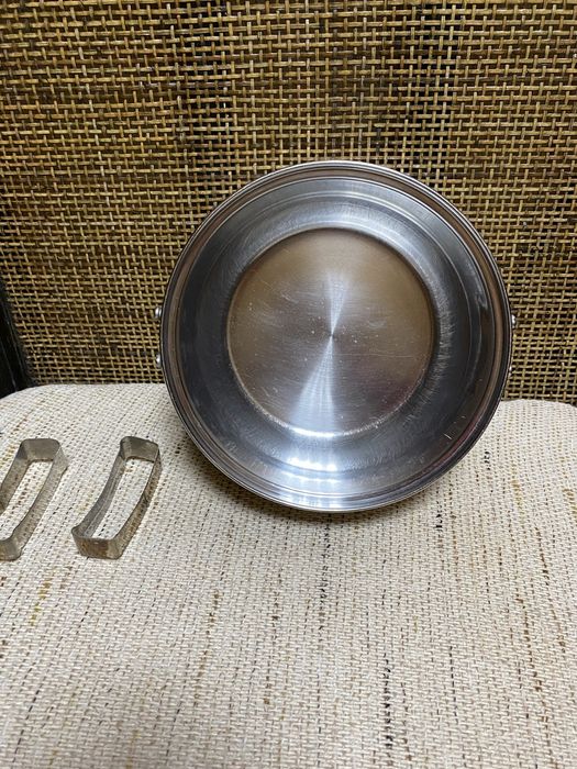 Кастрюля Berghoff 2 л без крышки без ручек