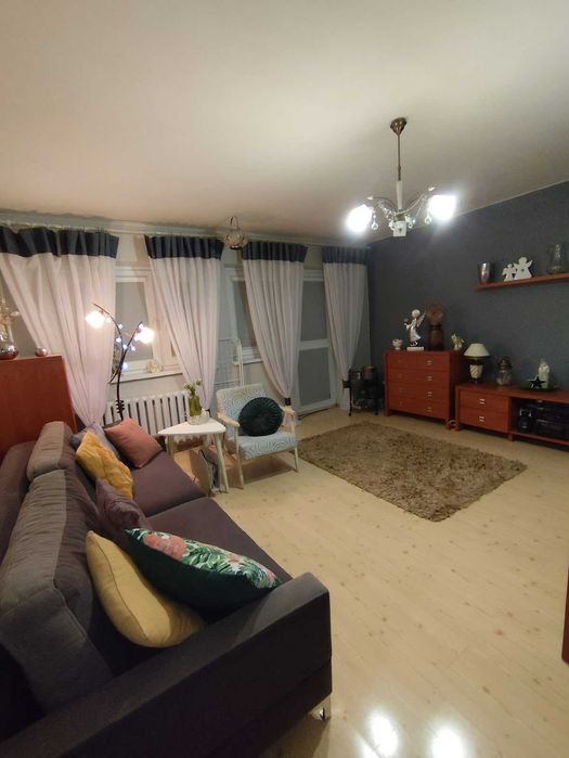 Przestronne 2 pokoje na parterze! 51,5 m², Gomunice