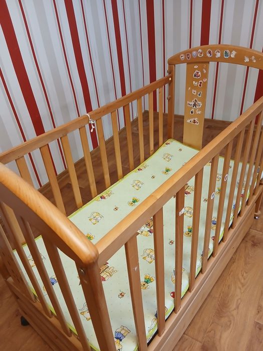 Дитяче ліжко з кокосовим матрацом