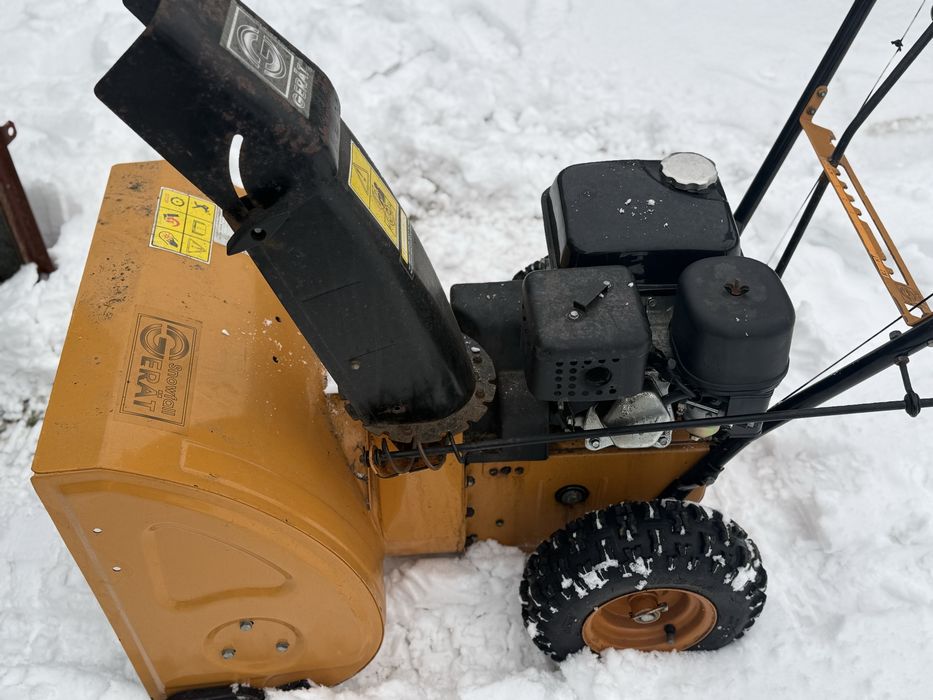 Odśnieżarka 6,5 KM, żółto-czarna Gerat Snowfall z napędem