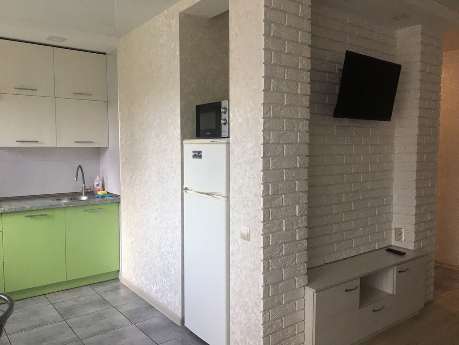 2-комн.ЛЮКС в центре, ЦУМ, свет всегда,посуточно,почасово.