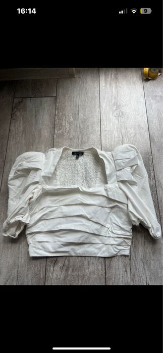 Elegancka biała bluzka