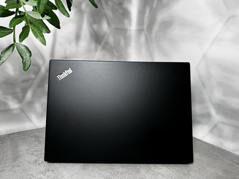 Lenovo ThinkPad X13 Gen 1 / Ryzen 3 PRO 4450U / 8GB / 256GB SSD / 13.3" Full HD IPS