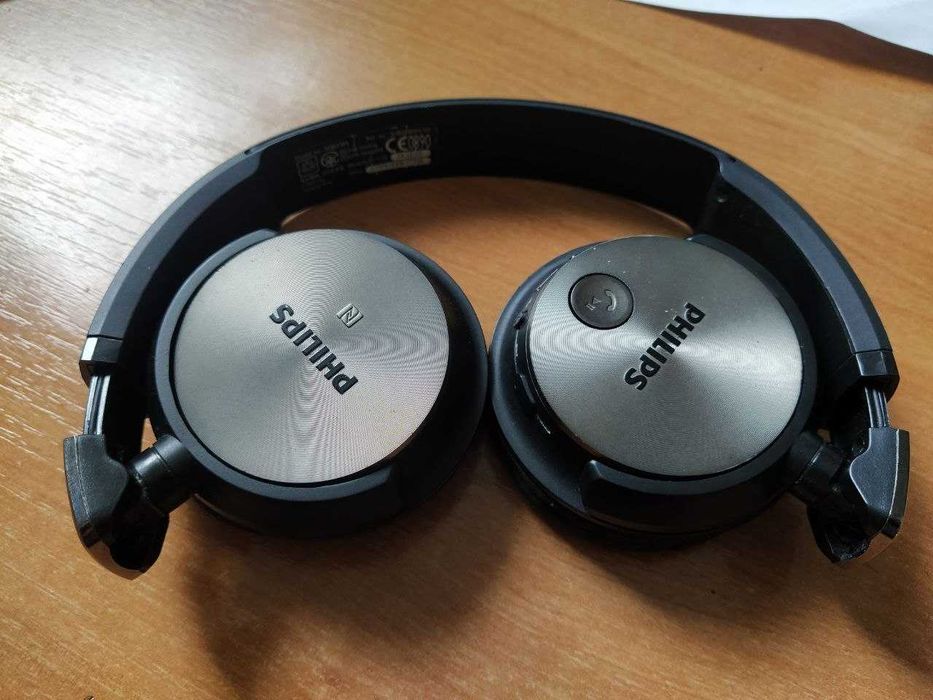 Навушники бездротові Bluetooth-гарнітура  Philips SHB3185