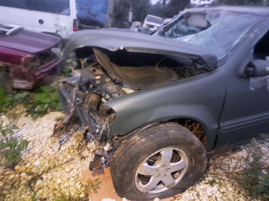 Двері дверка Mercedes ML W163 права ліва