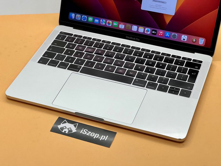 Macbook Pro 13 Silver 256GB SSD 16GB RAM FV23