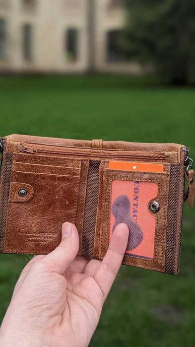 Небольшой кожаный кошелёк мужской, винтажный.