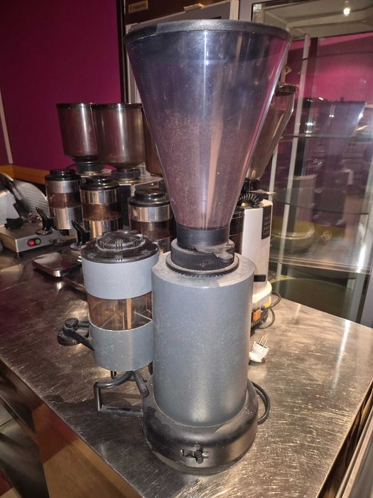 Máquina Kebab Electrica - Maquina Café Fiamma 2 Grupos - Moinho Café - Maquina Café Faema Due 2 Grupos
