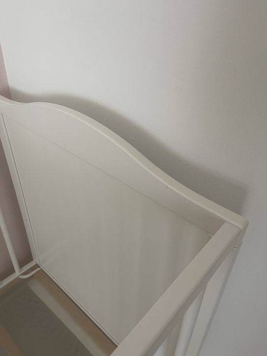 Berço + colchão IKEA