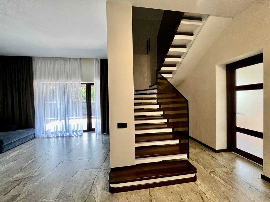 Продам будинок в с.Шкуринці 2187