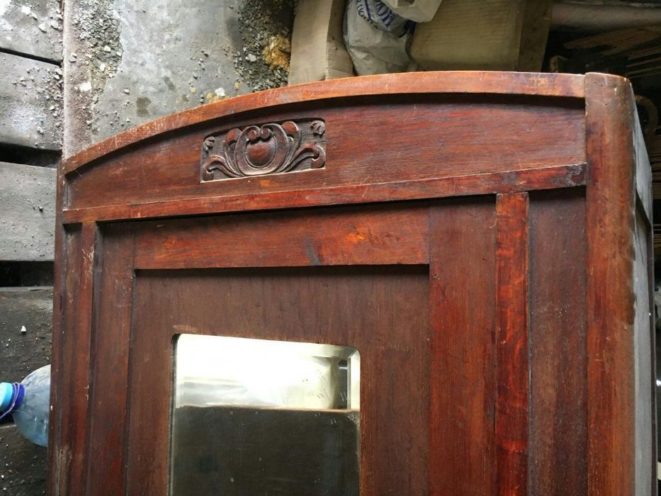 Старинная мебель