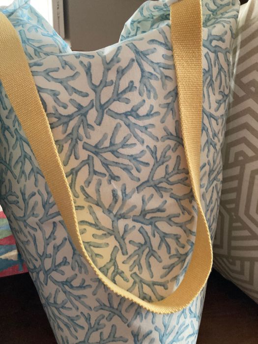 Almofada/Puff para a praia, piscina ou jardim. Nova