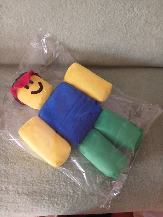 Нуб ,roblox ,м'яка іграшка- подушка.
