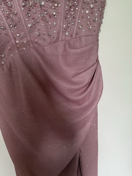 Sukienka maxi liliowa glamour