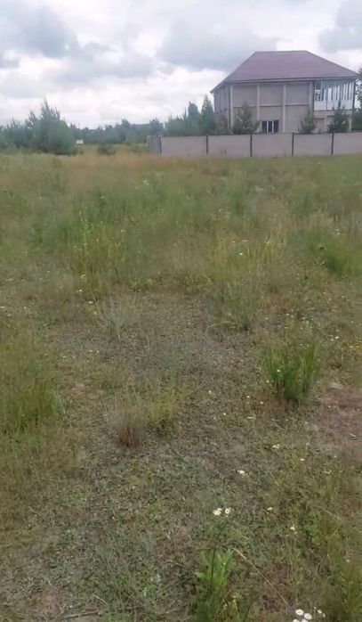 Продам гарну фасадну ділянку Малютянка-Глеваха