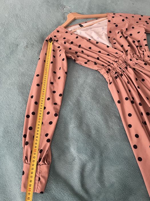 Sukienka brązowa w groszki