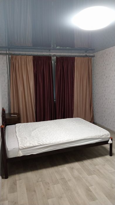 Подобово 1-кімнатна,1 поверх