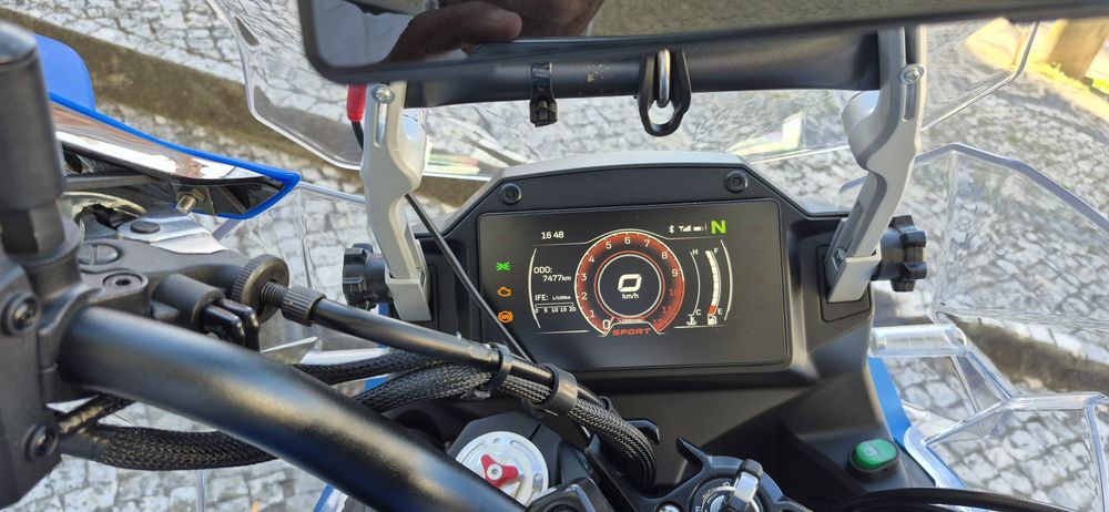 CFMOTO 650MT  de 2024 ainda com garantia de fábrica ate 2027.