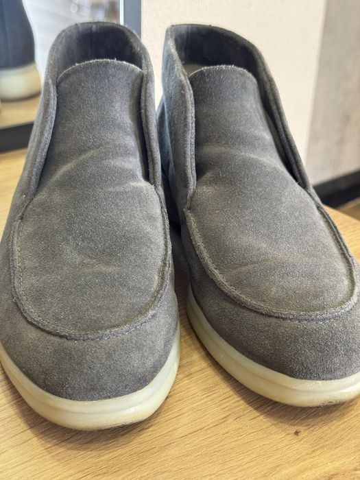 Натуральні замшеві лофери
