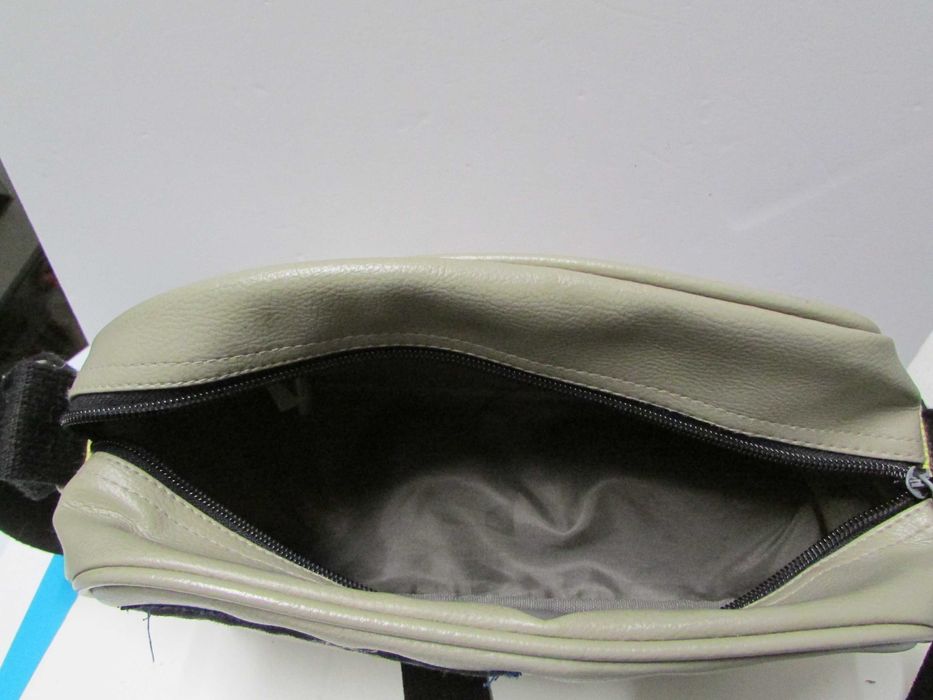 Bolsa tiracolo "Goodyear" com logos clássicos desporto motorizado