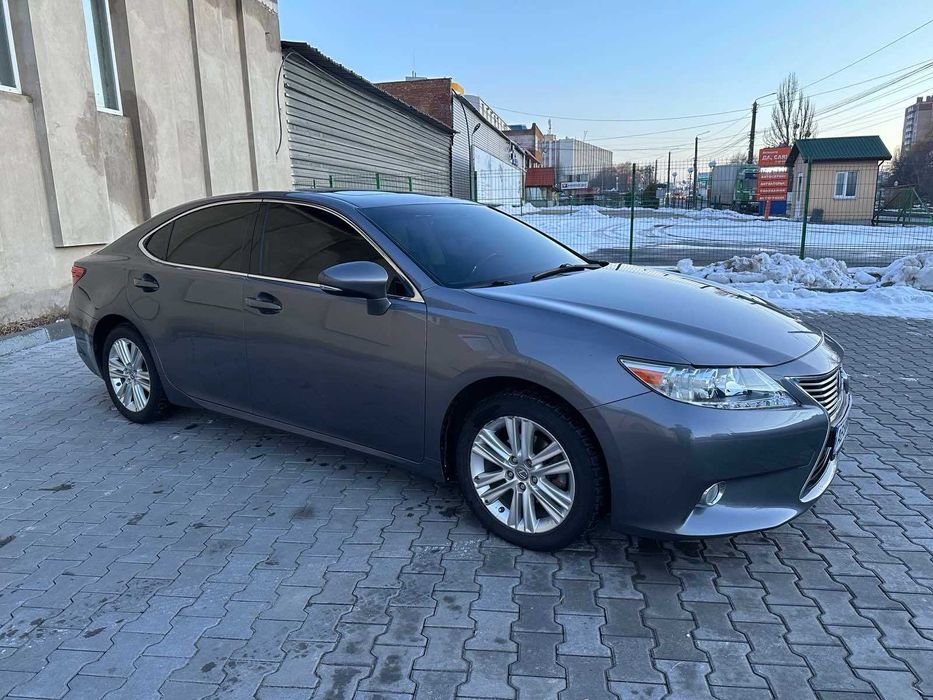 Продам Lexus ES 350