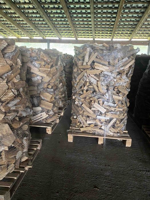 Дрова дуб рубані камерна сушка складені на піддон доставка самовивіз