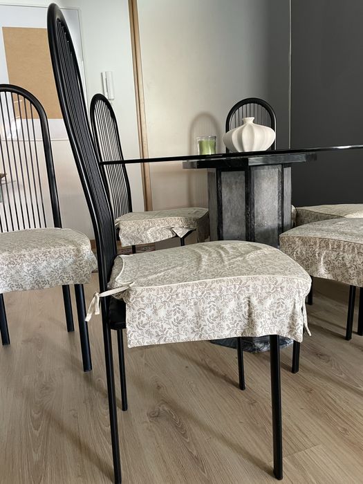 Mesa tampo de vidro e pe em pedra + 6 cadeiras