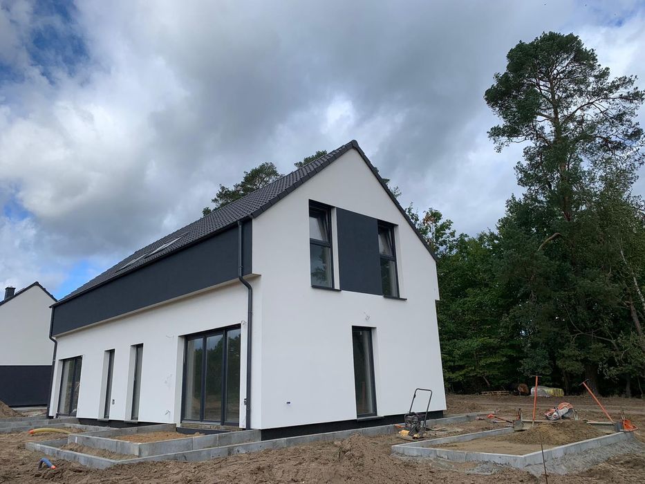 Dom z działką 400 m2, 77,27m2 kanaliza, wodociąg, ogrzewanie podłogowe