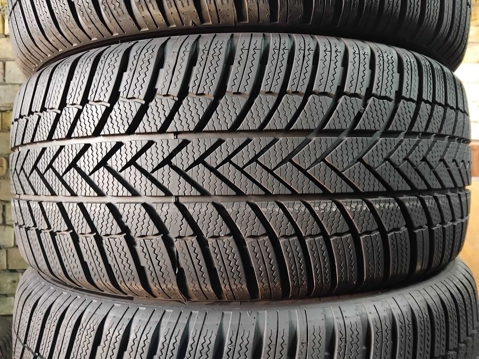 Шини бу 255/50 R19 Bridgestone Blizzak LM005 Комплект Зима