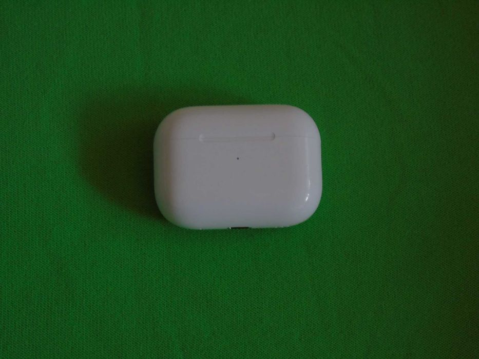 Навушники Apple AirPods Pro with MagSafe Case USB-C (2-ге покоління)