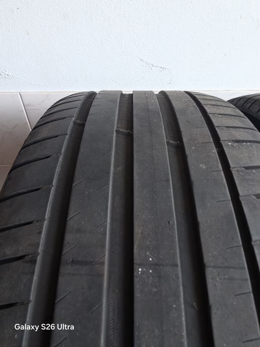 Pneus michelin pilot sport 4