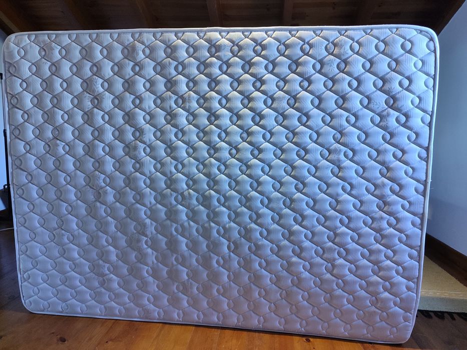 Colchão de casal ortopédico Jomotex